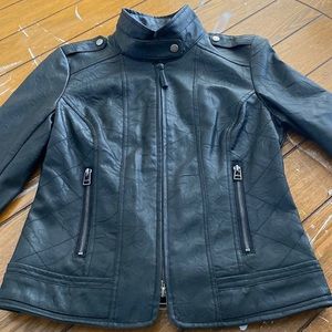 Ladies black faux leather jacket. Size M excellent condition 😄 (Fits like S)
